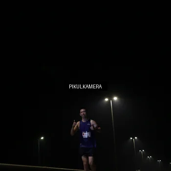 Runner Photo 7511001