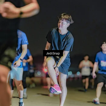 Runner Photo 7511005