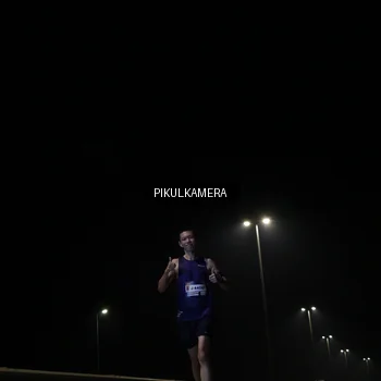 Runner Photo 7511006