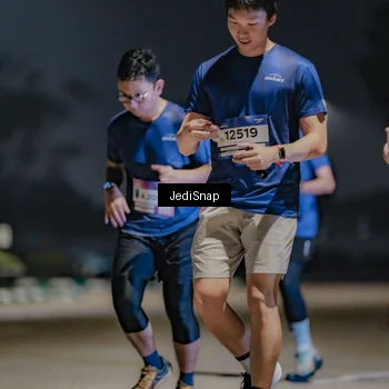 Runner Photo 7511016