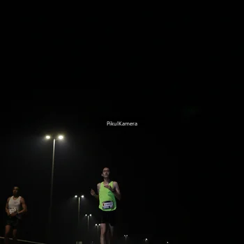 Runner Photo 7511019