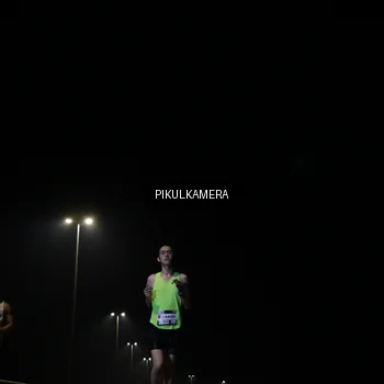 Runner Photo 7511026