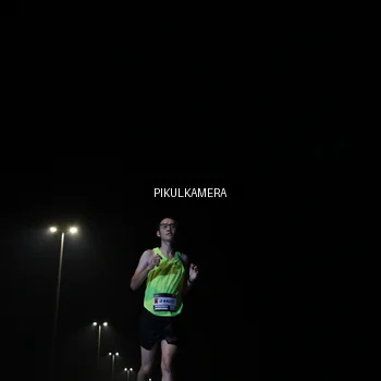 Runner Photo 7511031
