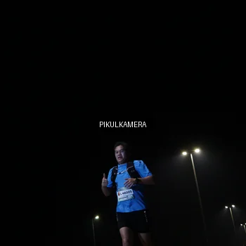 Runner Photo 7511042