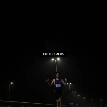 Runner Photo 7511099