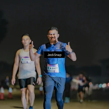 Runner Photo 7511110