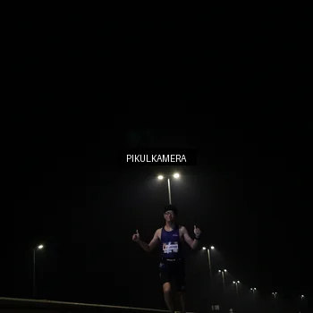 Runner Photo 7511115