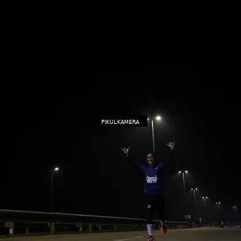 Runner Photo 7511123