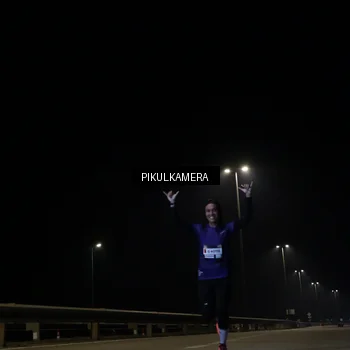 Runner Photo 7511124