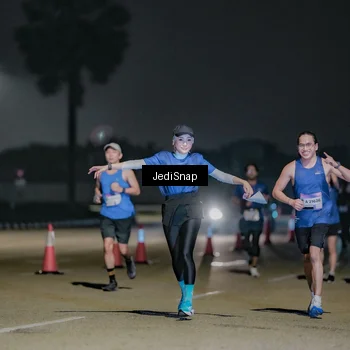 Runner Photo 7511128
