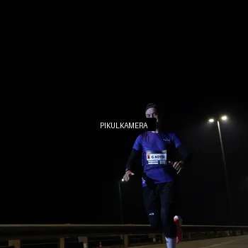 Runner Photo 7511131