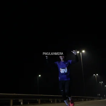 Runner Photo 7511132