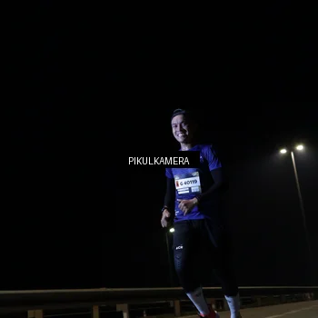 Runner Photo 7511135