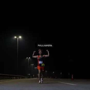 Runner Photo 7511141