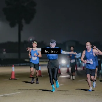 Runner Photo 7511148