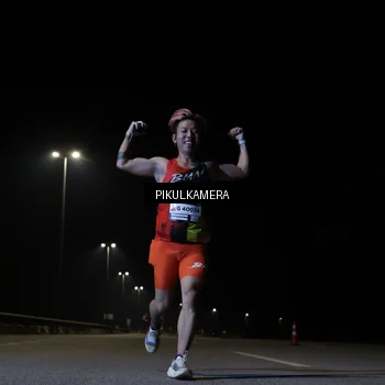 Runner Photo 7511154