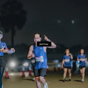Runner Photo 7511171