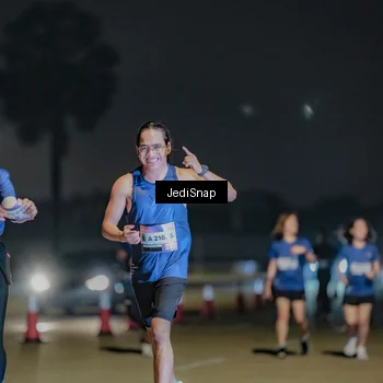 Runner Photo 7511172