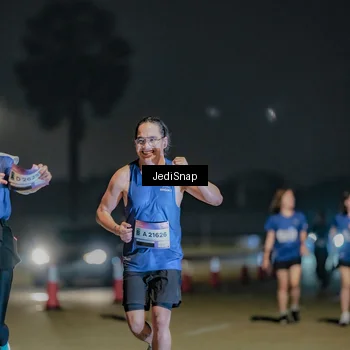 Runner Photo 7511173