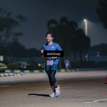 Runner Photo 7511194