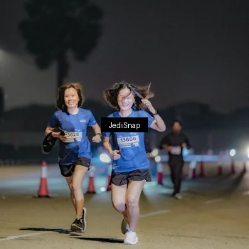 Runner Photo 7511199