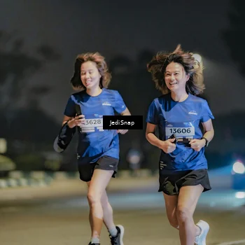 Runner Photo 7511218