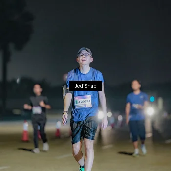 Runner Photo 7511232
