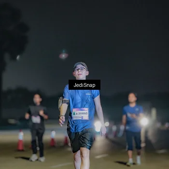 Runner Photo 7511233