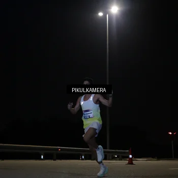 Runner Photo 7511238