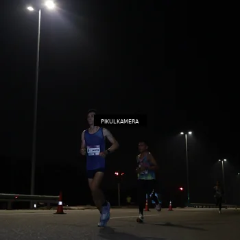 Runner Photo 7511268