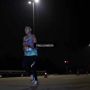 Runner Photo 7511277