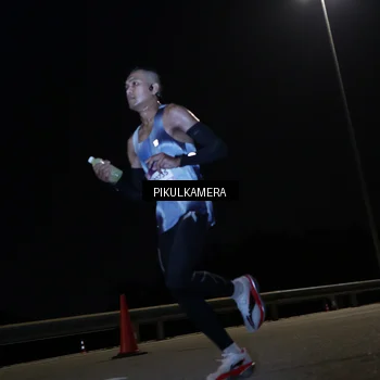 Runner Photo 7511278