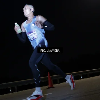 Runner Photo 7511284
