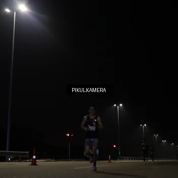 Runner Photo 7511301
