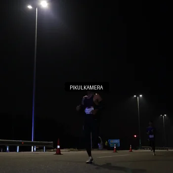 Runner Photo 7511305