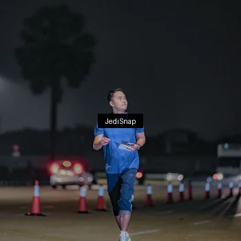 Runner Photo 7511307
