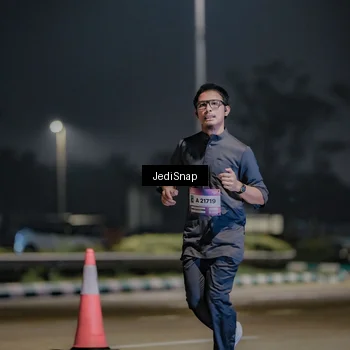 Runner Photo 7511308