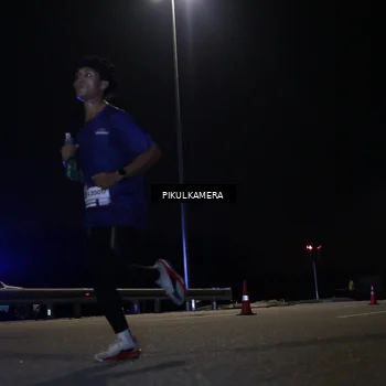 Runner Photo 7511317