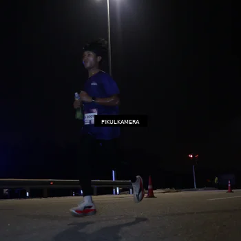 Runner Photo 7511324