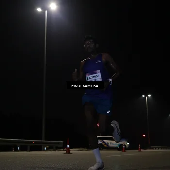 Runner Photo 7511328