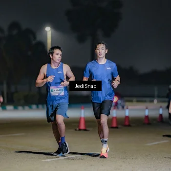 Runner Photo 7511331
