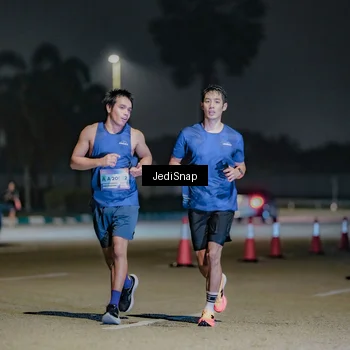 Runner Photo 7511332