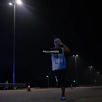 Runner Photo 7511339