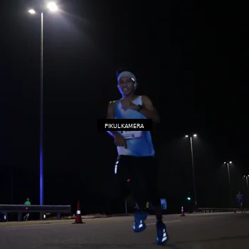 Runner Photo 7511350