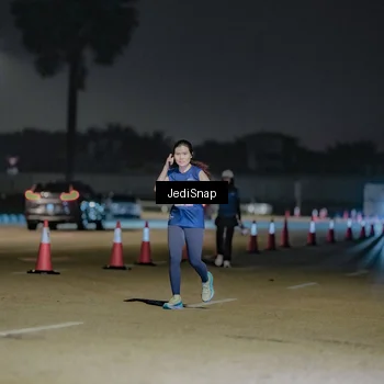Runner Photo 7511358