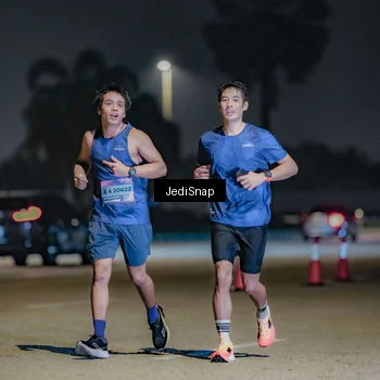 Runner Photo 7511367