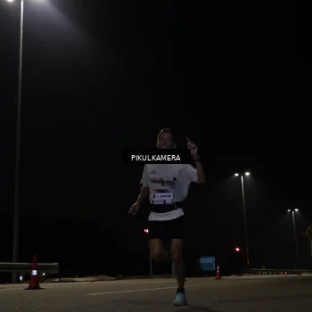 Runner Photo 7511369