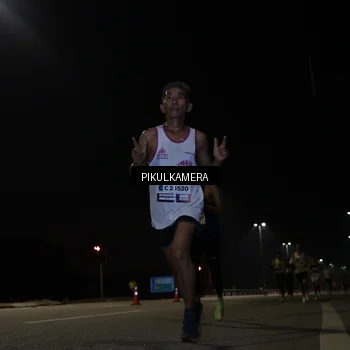 Runner Photo 7511381