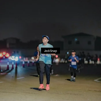 Runner Photo 7511395