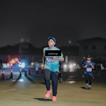 Runner Photo 7511402